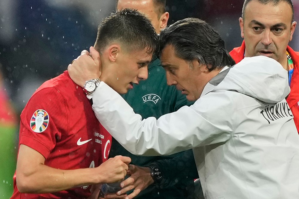 Turkeys preparation for the match with Austria Hakan suspended Arda on the attack