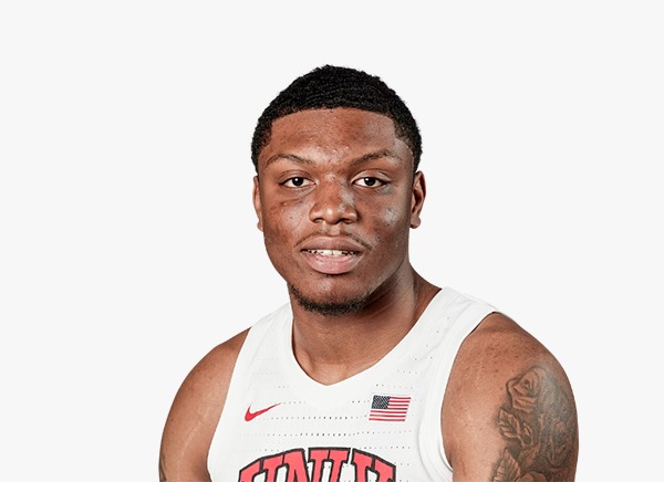 American basketball player in the local club