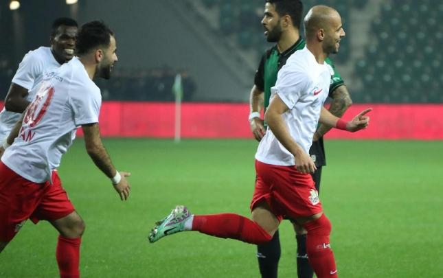 Coshgun Diniyevs team