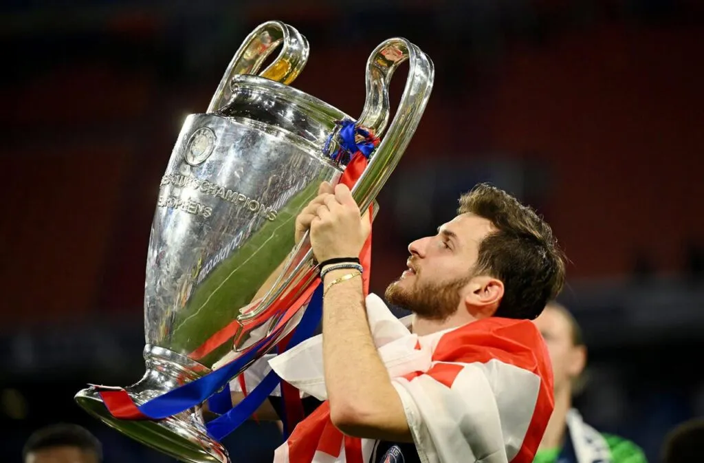 Ziras striker to play alongside a champions league winner