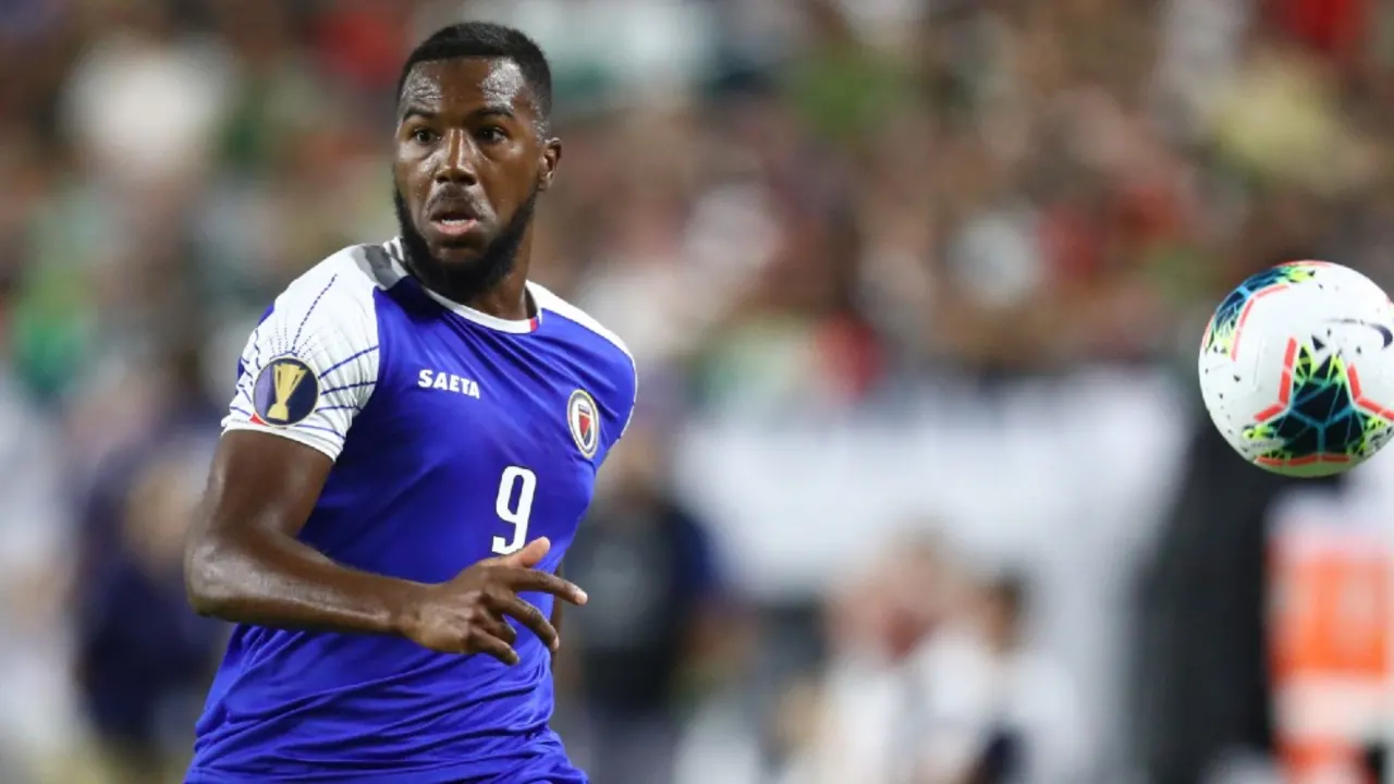 Escape from Iran to Azerbaijan I spent  hours in no mans land at the border