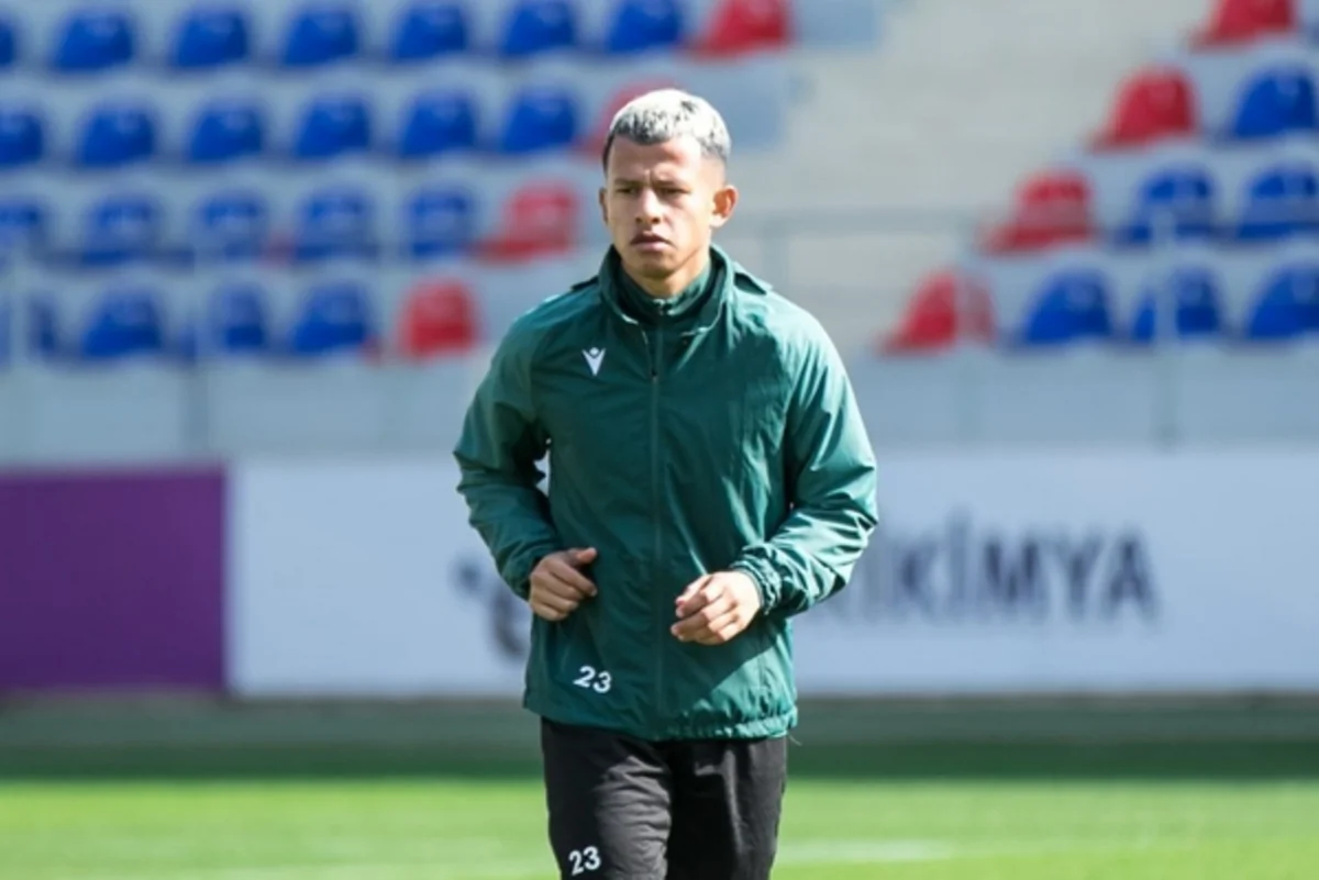 Official: Neftchi Part Ways with Jordan Rezabala