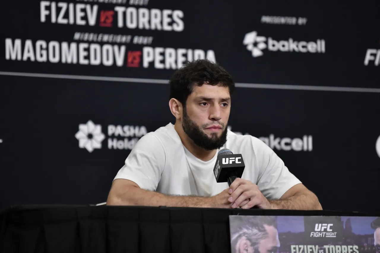 Khabib and Islam will not be in the corner of the Dagestan fighter in Baku  REASON