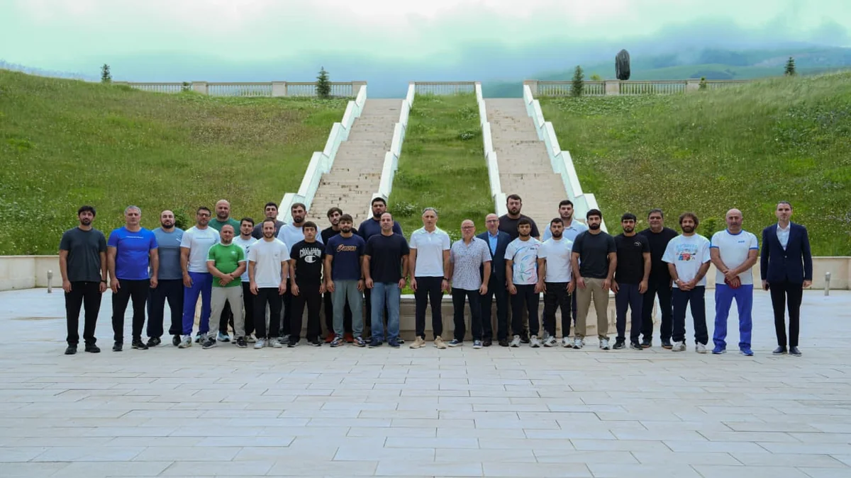 Federation President Rashad Nabiyev visits national judo team in Qusar
