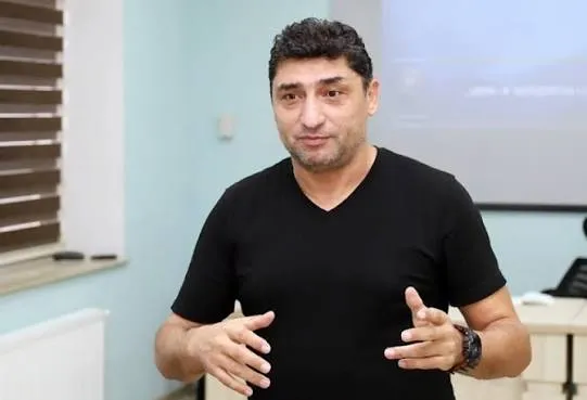 Aslan Kerimov: 