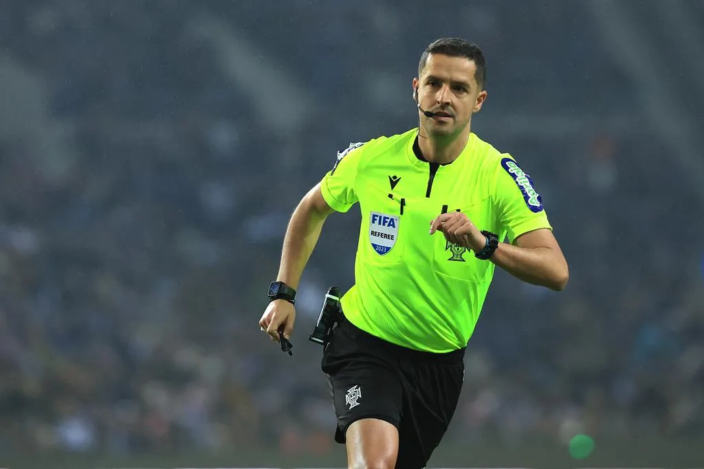 Portuguese referee Gustavo Correia to officiate Azerbaijan vs Lithuania match