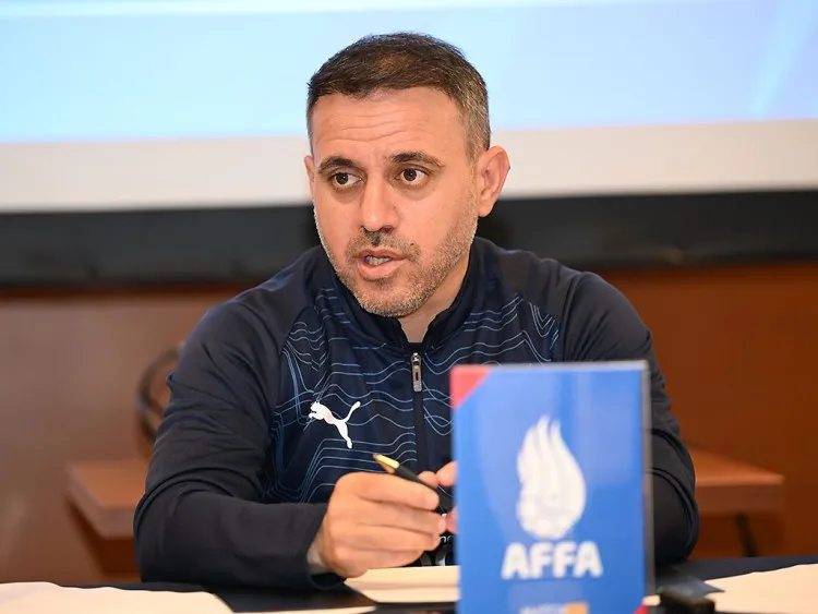 Ayxan Abbasov Watches U-21 Team in European Championship Qualifier
