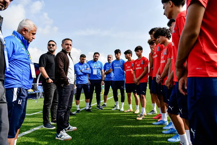 Ayxan Abbasov Observes U-16 National Team Training