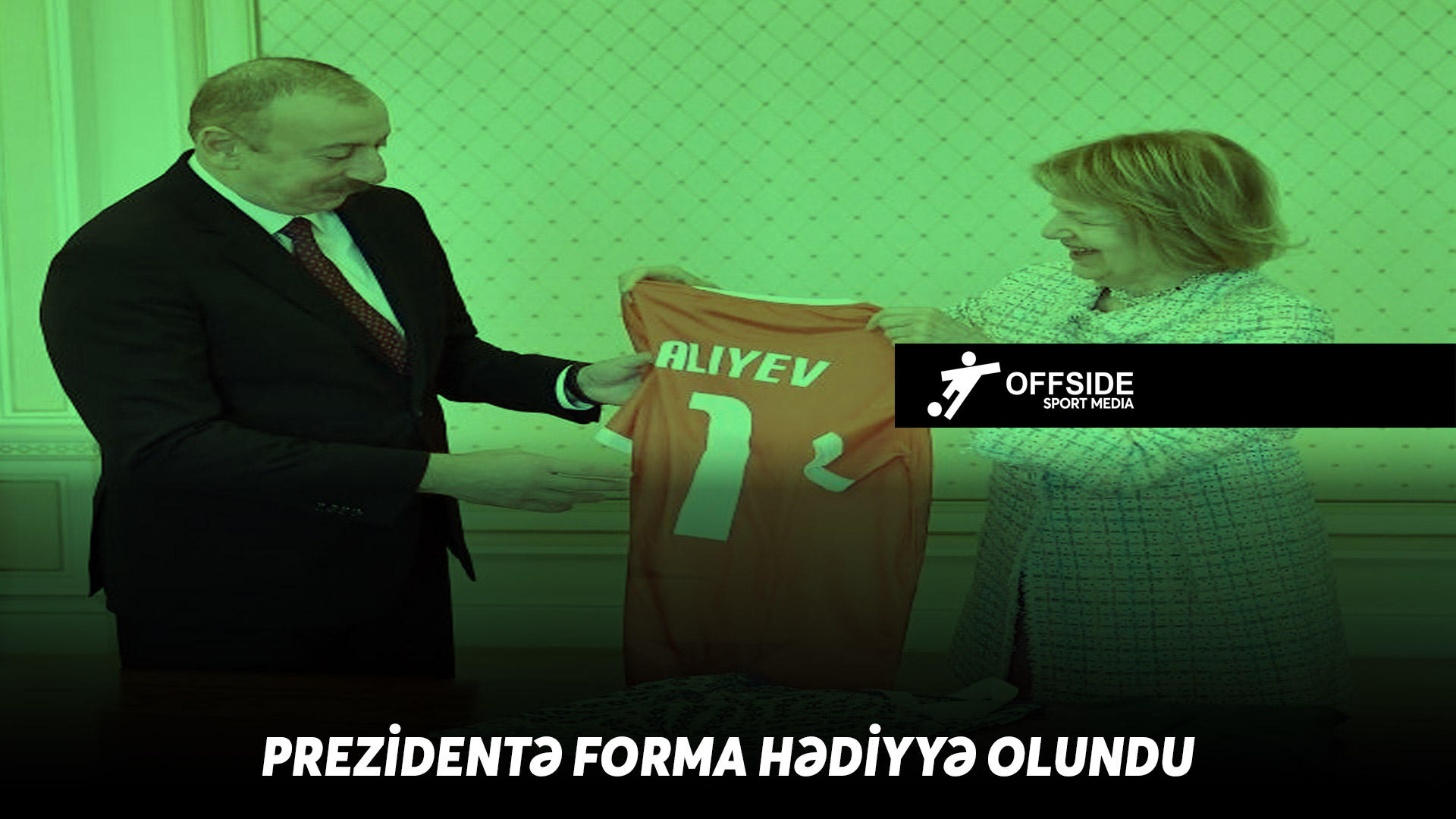  President Ilham Aliyev presented with Wales jersey