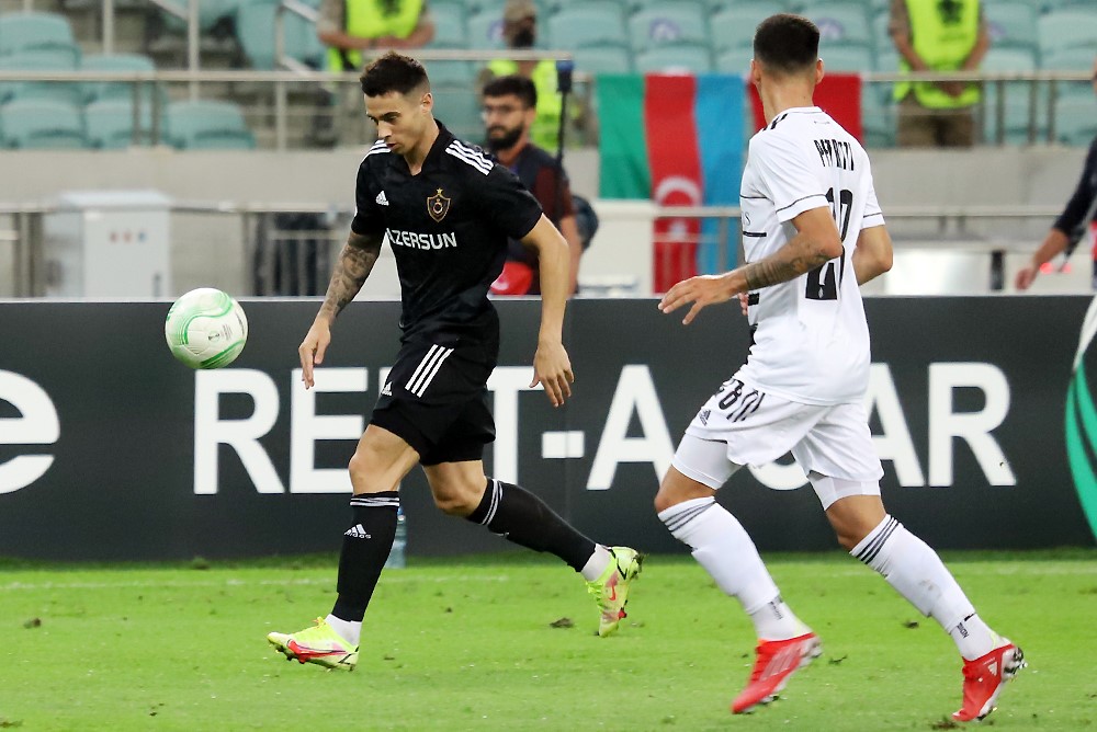 Jaime out for  months 