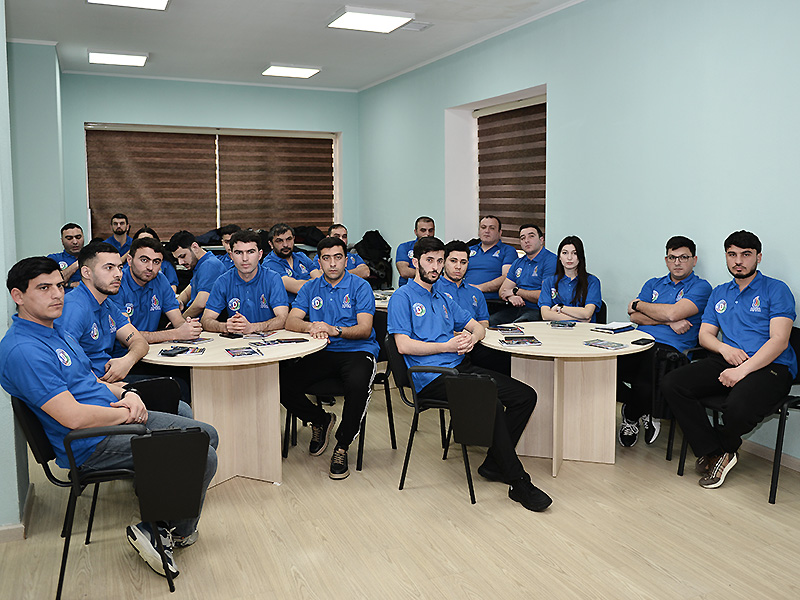 Yığmamızın sabiq hücumçusu məşqçilik kurslarında