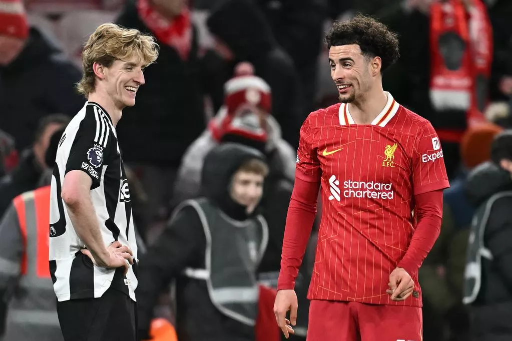 Liverpulun hədəfində Nyukaslın futbolçusu var