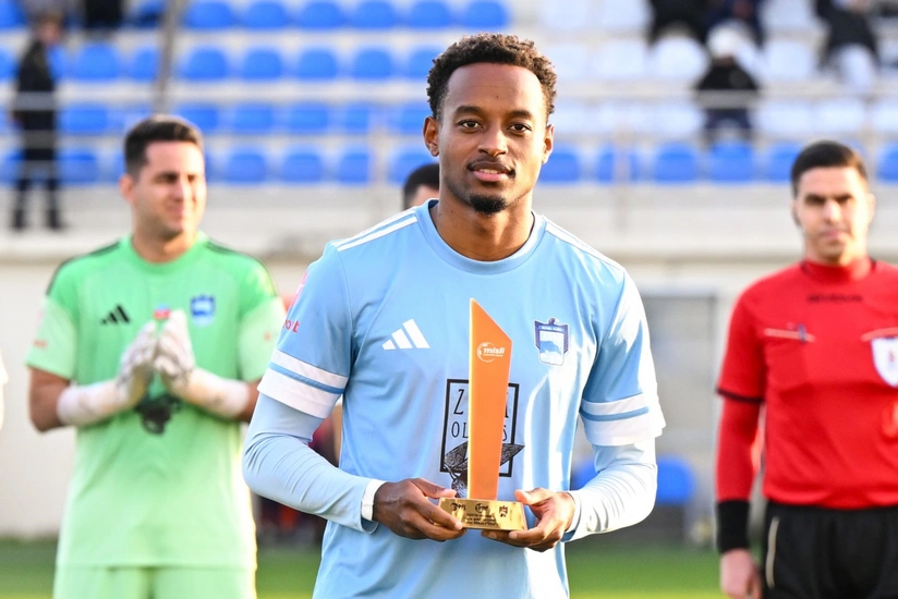 Zirənin futbolçusu mükafatlandırıldı