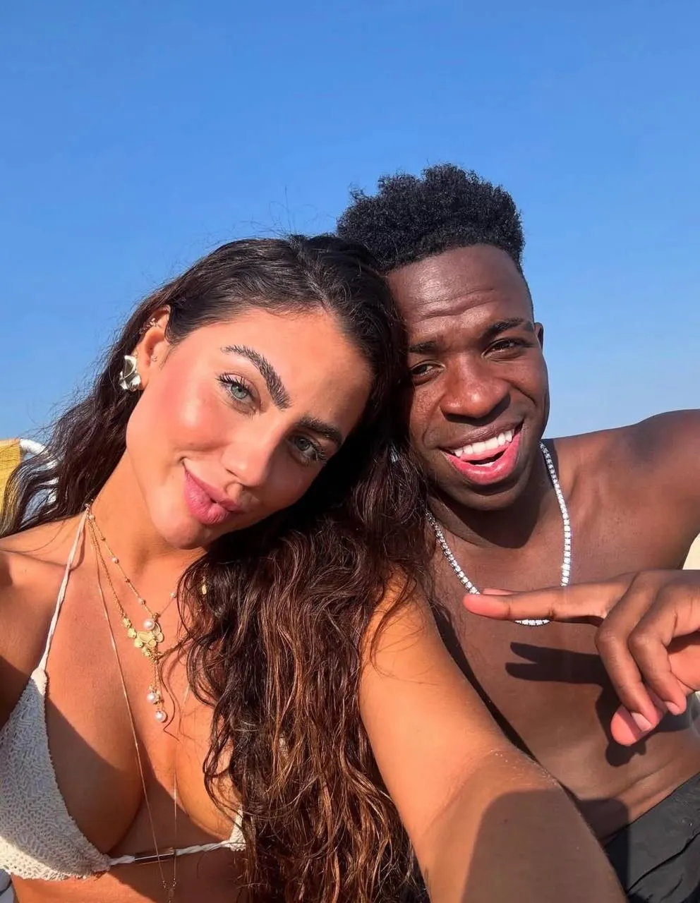 Vinisiusun sevgilisi İstifadə etdiyim hər şeyi əvvəlcədən bildirməliyəm