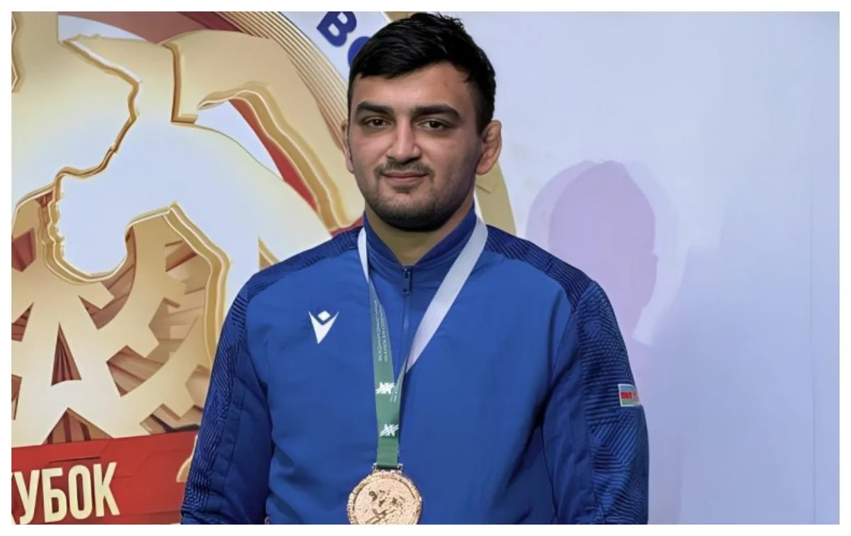 Azərbaycan güləşçisi Rusiyada bürünc medal qazanıb
