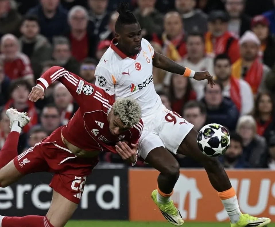 Qalatasaray həm uduzdu həm də ulduzlarını itirdi