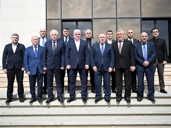 Regional Futbol Federasiyalarının rəhbərləri ilə görüş keçirilib