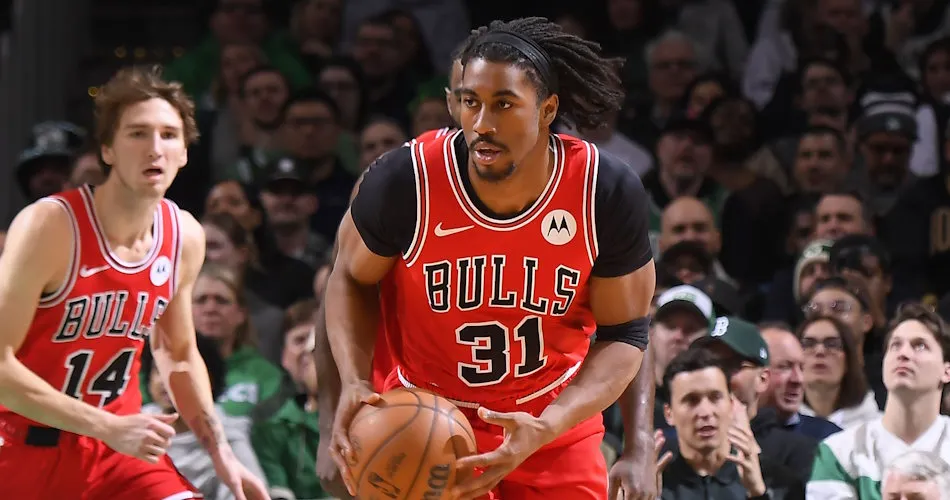 Əfsanələri və dini inancları hədəf aldığı üçün komandadan uzaqlaşdırıldı