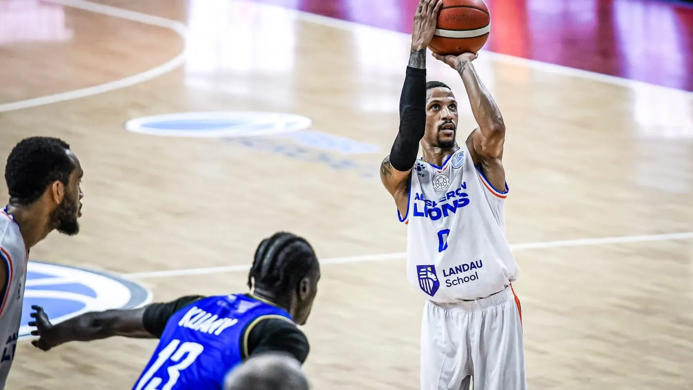 Abşeron Lions ulduzu ilə müqavilə müddətini uzatdı  RƏSMİ