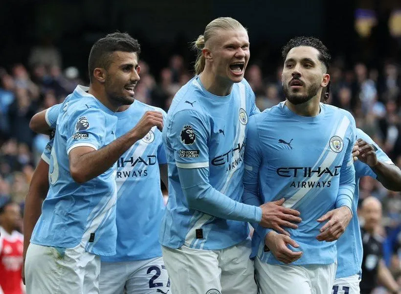 Mançester Siti çempionluq yarışında Arsenala zərbə vurdu  VİDEO 