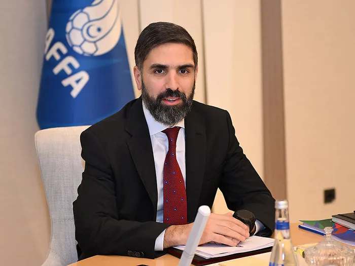 Rövşən Nəcəf Sabah klubunu təbrik etdi