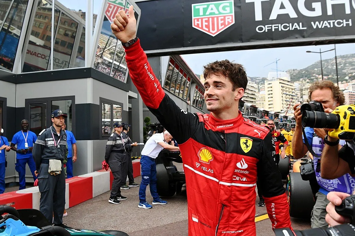 Ferrari Monakoda sürətli başladı