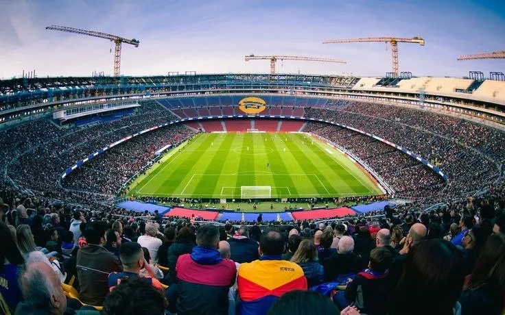     Barselonanın stadion layihəsində maliyyə böhranı