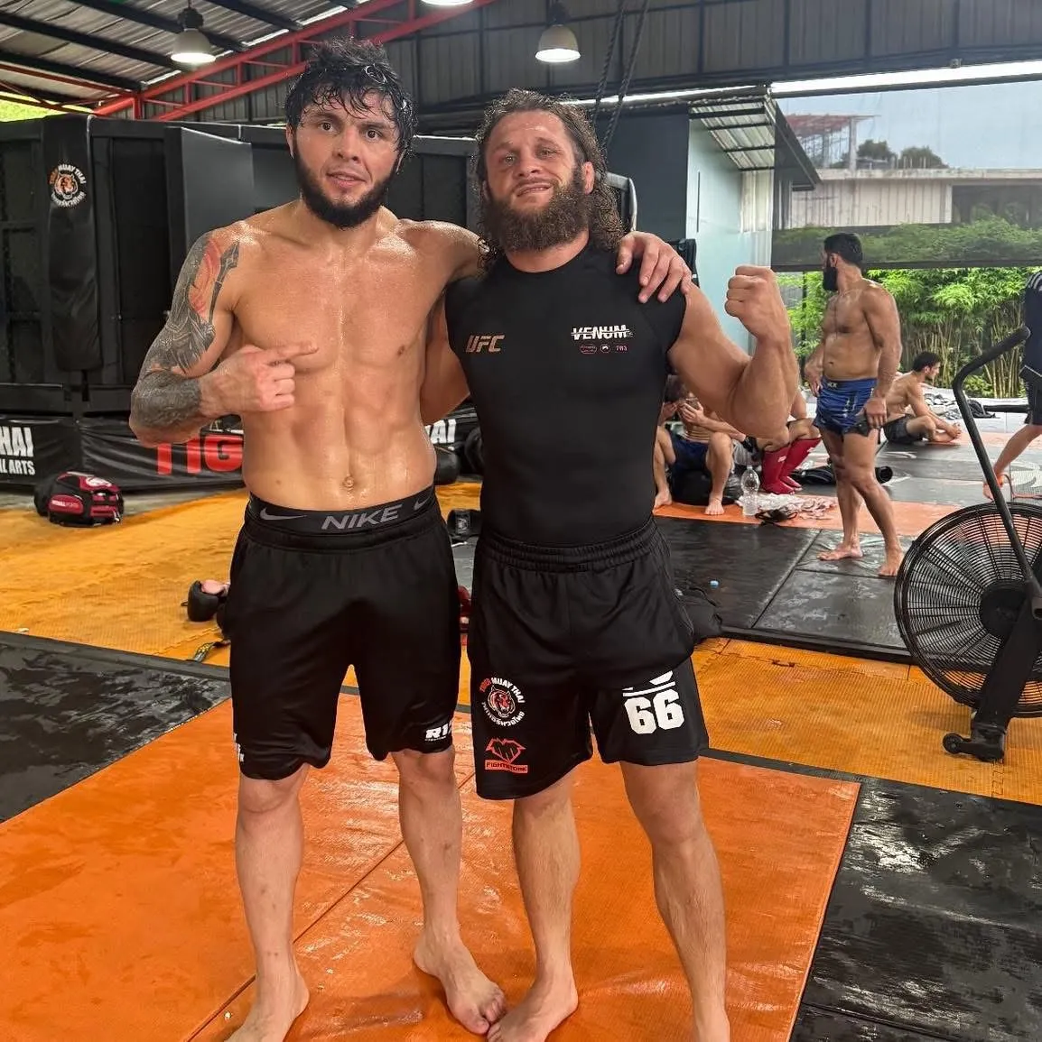 UFC yenilənmiş reytinqi açıqladı İki təmsilçimiz topdə yer aldı