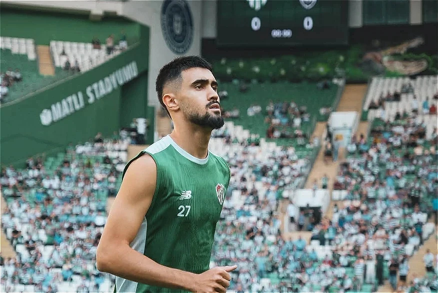 Torallı Bursaspor növbəti qələbəsini qazanıb