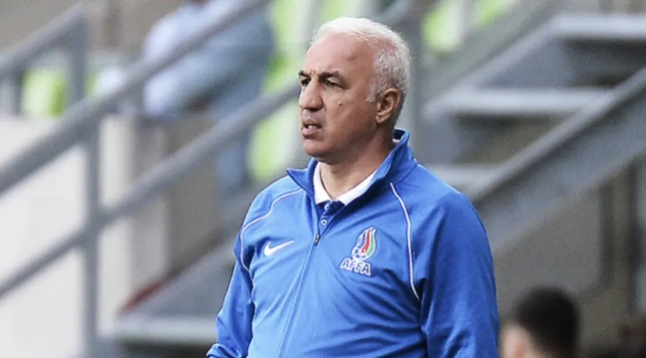 Əvvəl dənizdə istirahət edirdilər indi futbol oynayırlar  Arif Əsədov