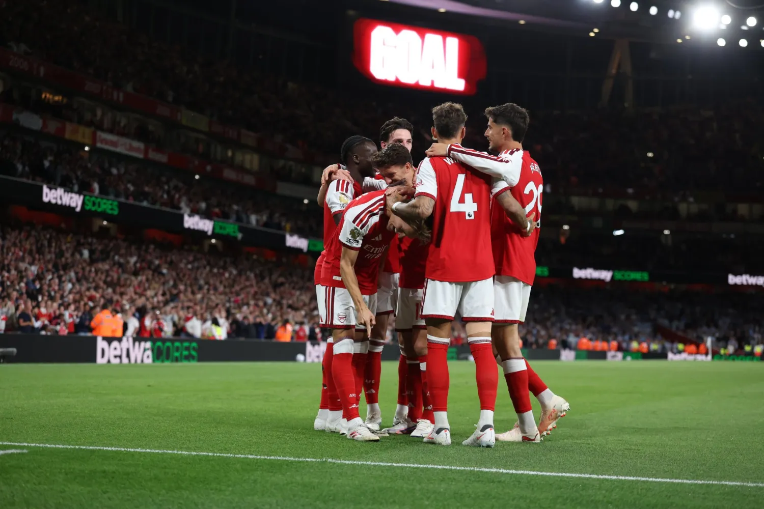 Premyer Liqa Arsenal liqaya qələbə ilə başladı  VİDEO