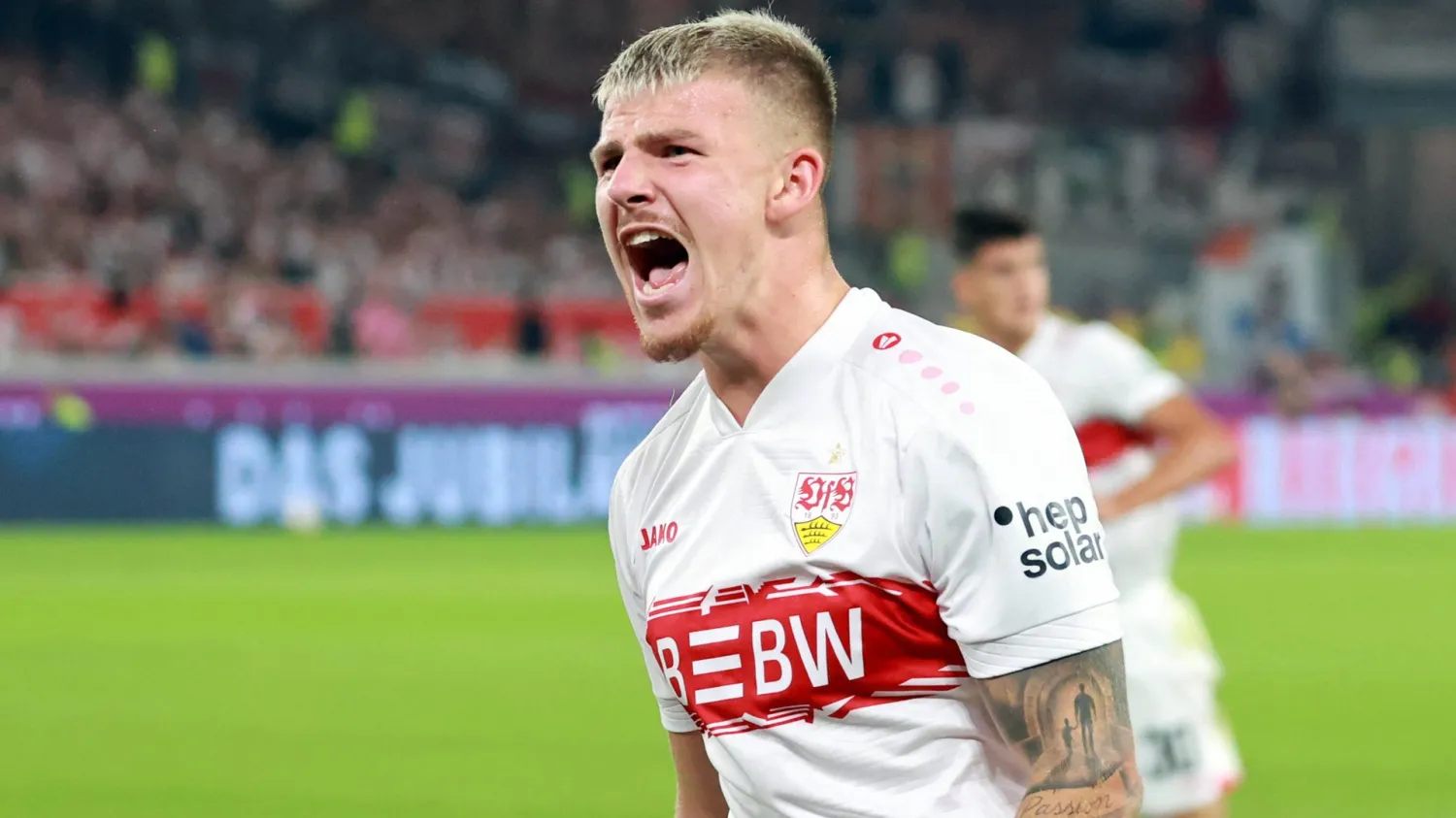 Ştutqart Finn Yelts üçün yay transfer dövrünü gözləmək niyyətindədir