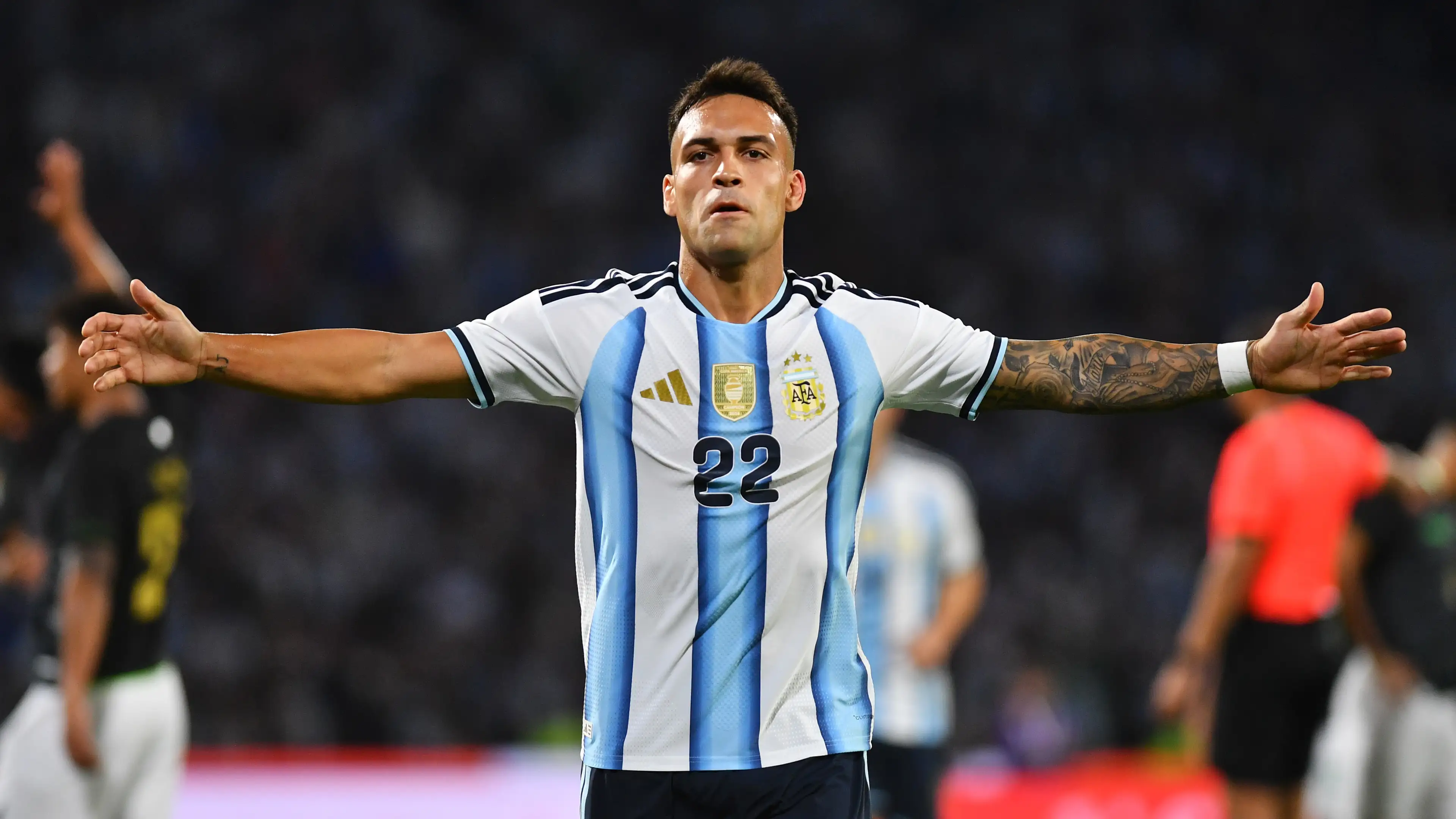 Messi oynamadı Argentina isə