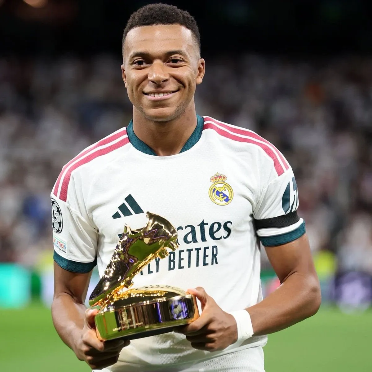 Qızıl Topa Mbappe layiqdir