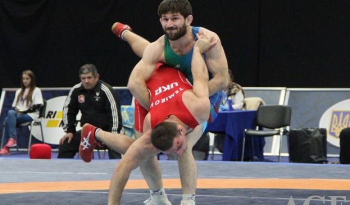 Taleh Məmmədovdan gümüş medal